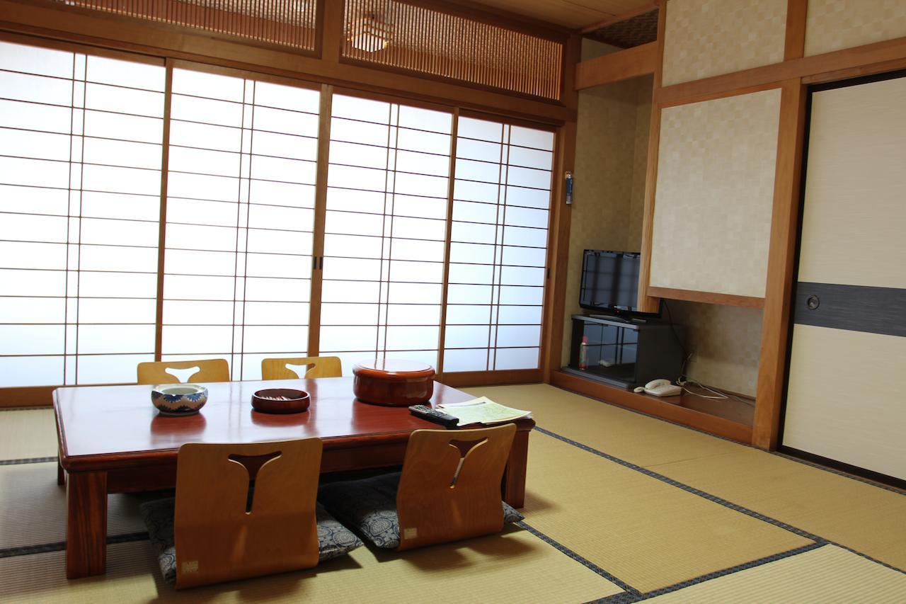 Hotel Cottage Shirakawa Sekinosato Номер фото