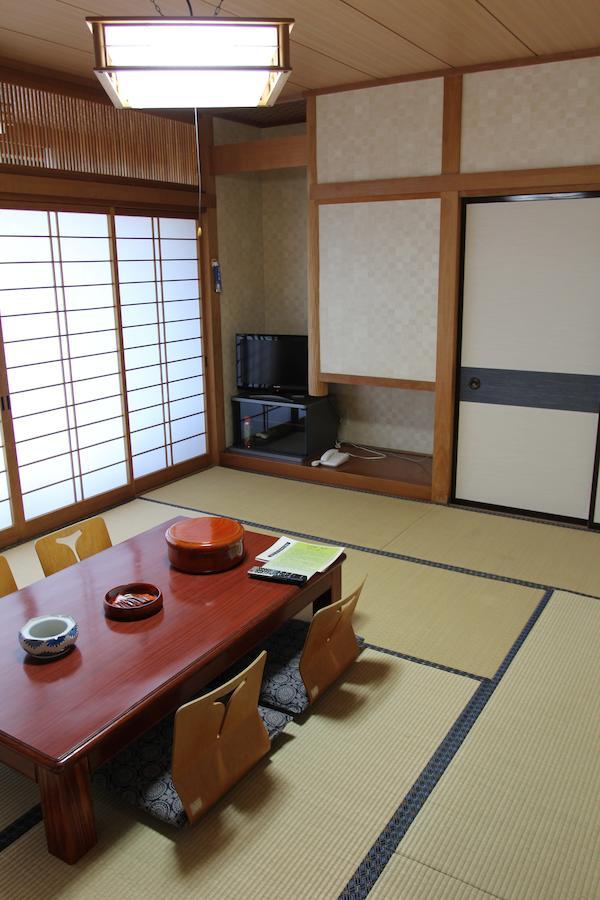 Hotel Cottage Shirakawa Sekinosato Номер фото