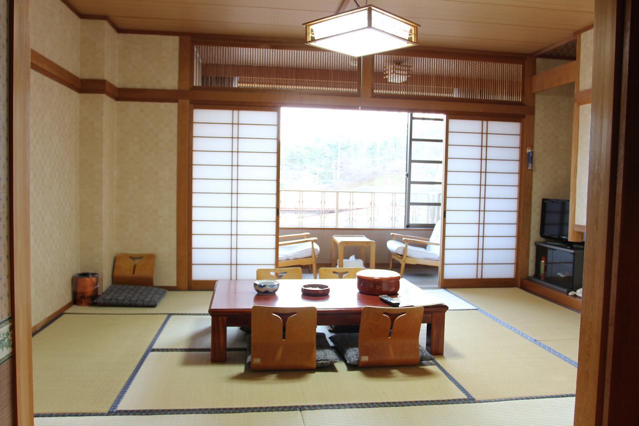 Hotel Cottage Shirakawa Sekinosato Номер фото